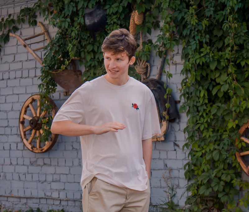 Дмитрий Булатов